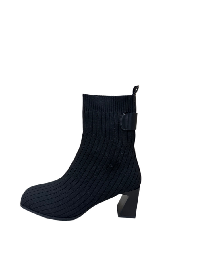 BOTIN TACÓN 5 ROCK