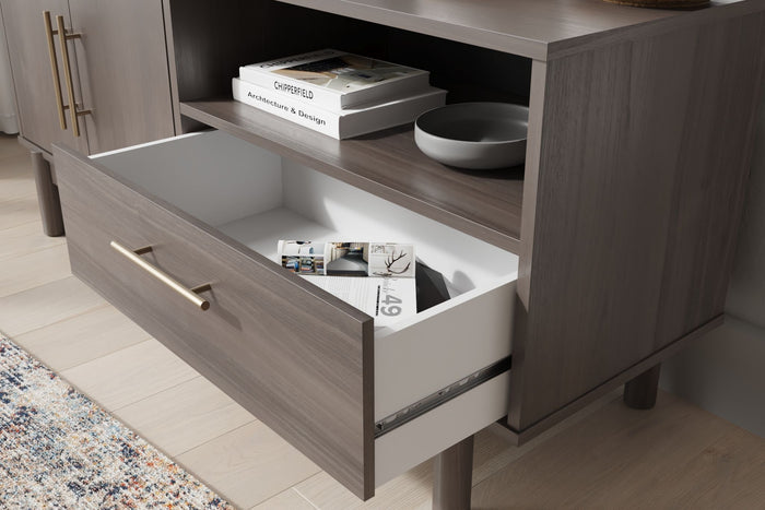 Brymont - Medium TV Stand