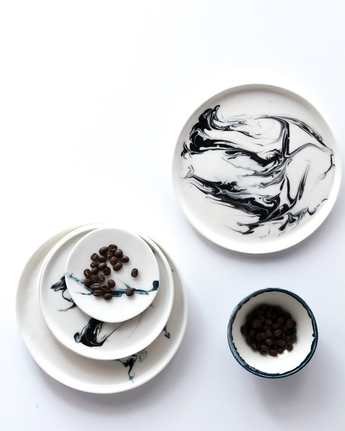 Eliana Marbled Dinnerware