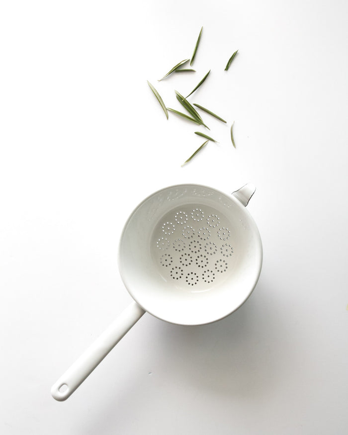 Riess Enameled Single Handle Colander