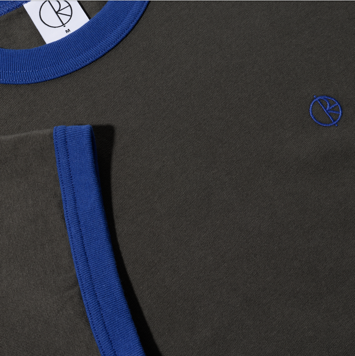Ringer Tee - Dirty Black/Egyptian Blue