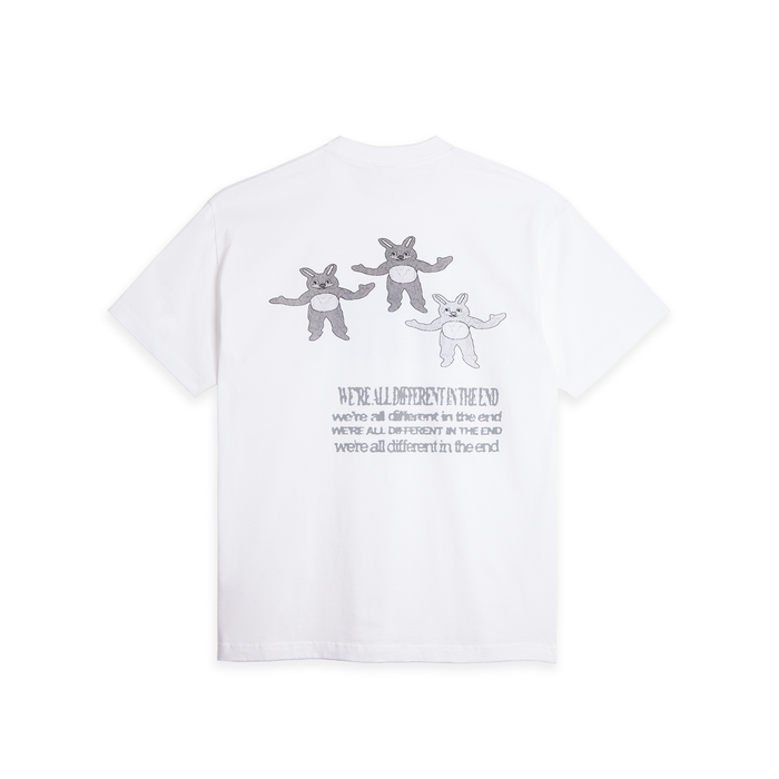 Tee | Different in the end - White