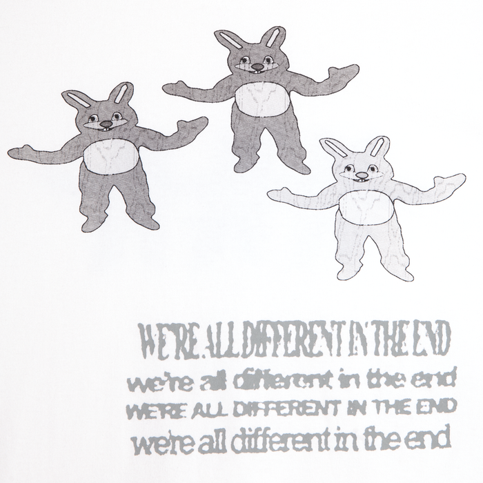 Tee | Different in the end - White