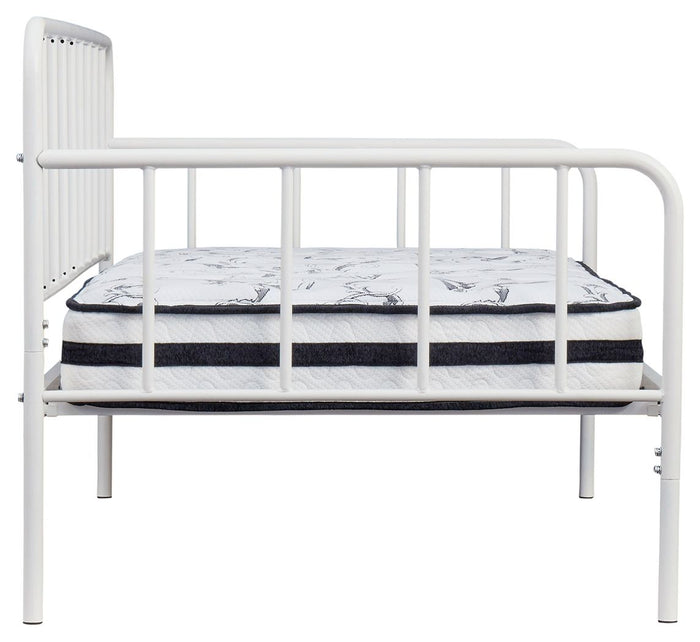 Trentlore - Day Bed