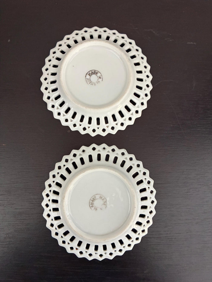 Washington Monument and Lincoln Memorial Souvenir Plates With Reticulated Open Lace Gold Edges.